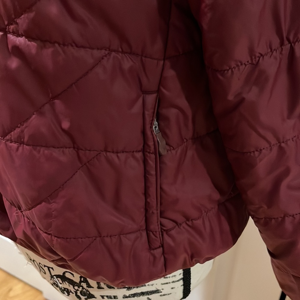 Under Armour Youth Heat Gear Infrared lightweight Jacket Med - Picture 9 of 12
